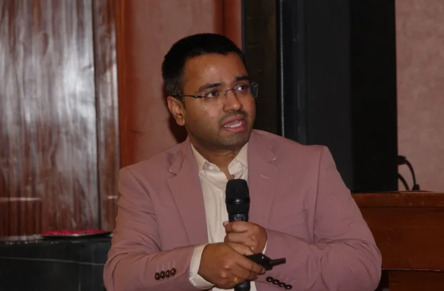 Dr. Vannala Raju presenting about AI Powered clinical decision support systems